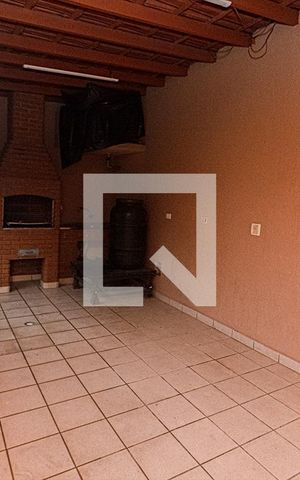 Casa à venda com 200m², 3 quartos e 5 vagas Casa à venda com 200m², 3 quartos e 5 vagasChurrasqueira