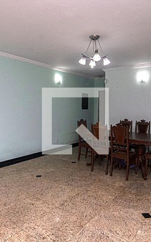 Casa à venda com 200m², 3 quartos e 5 vagas Casa à venda com 200m², 3 quartos e 5 vagasSala de Jantar