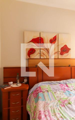 Casa à venda com 175m², 3 quartos e 2 vagas Casa à venda com 175m², 3 quartos e 2 vagasQuarto 2 - Suíte