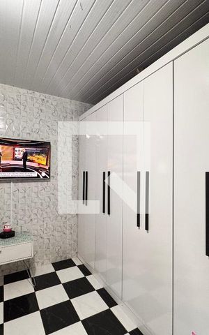 Casa à venda com 95m², 3 quartos e 1 vaga Casa à venda com 95m², 3 quartos e 1 vagaQuarto edícula