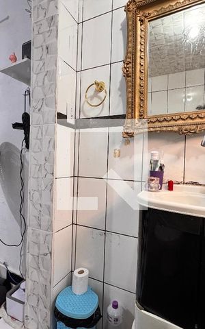 Casa à venda com 95m², 3 quartos e 1 vaga Casa à venda com 95m², 3 quartos e 1 vagaBanheiro edícula