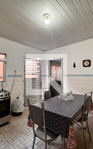 Casa à venda com 95m², 3 quartos e 1 vaga Casa à venda com 95m², 3 quartos e 1 vagaCozinha