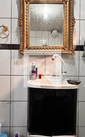 Casa à venda com 95m², 3 quartos e 1 vaga Casa à venda com 95m², 3 quartos e 1 vagaBanheiro edícula