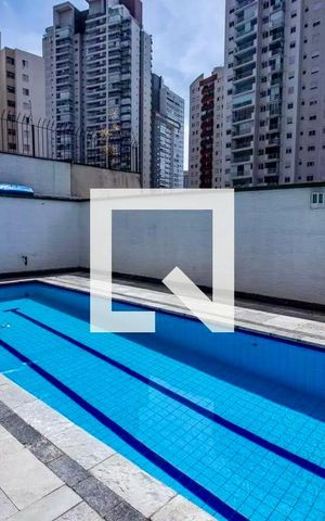 Apartamento à venda com 105m², 2 quartos e 2 vagas Apartamento à venda com 105m², 2 quartos e 2 vagasÁrea comum - Piscina