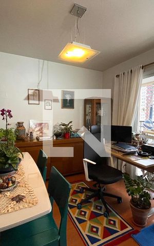 Apartamento à venda com 105m², 2 quartos e 2 vagas Apartamento à venda com 105m², 2 quartos e 2 vagasSala