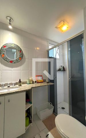 Apartamento à venda com 105m², 2 quartos e 2 vagas Apartamento à venda com 105m², 2 quartos e 2 vagasBanheiro da Suíte