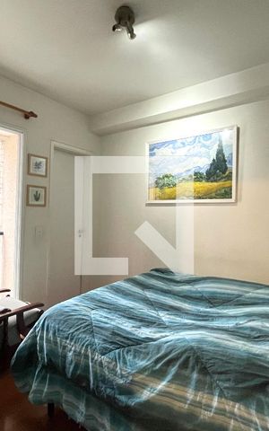 Apartamento à venda com 105m², 2 quartos e 2 vagas Apartamento à venda com 105m², 2 quartos e 2 vagasSuite