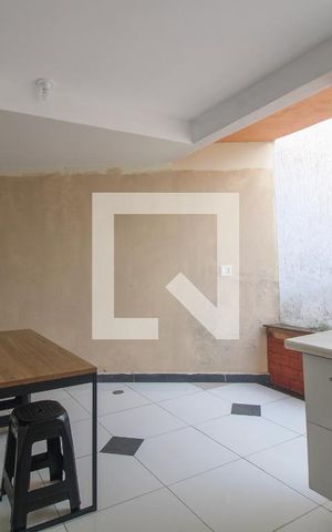 Casa à venda com 163m², 3 quartos e 2 vagas Casa à venda com 163m², 3 quartos e 2 vagasCozinha externa e quintal