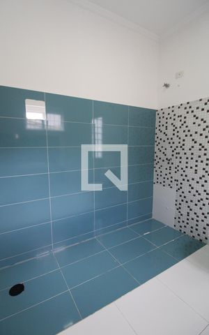 Casa à venda com 163m², 3 quartos e 2 vagas Casa à venda com 163m², 3 quartos e 2 vagasBanheiro Social
