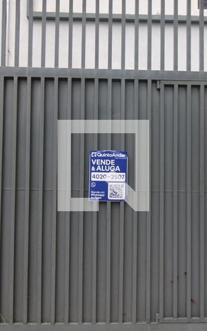 Casa à venda com 163m², 3 quartos e 2 vagasPlaquinha
