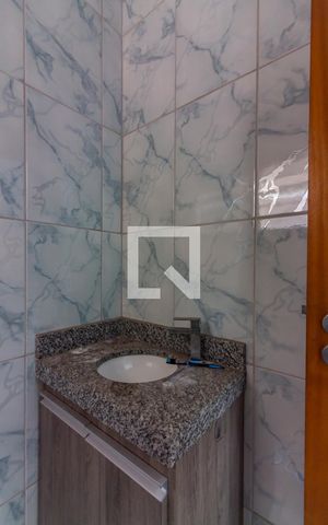 Casa à venda com 481m², 4 quartos e 4 vagasBanheiro da Suíte 3