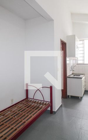 Studio para alugar com 30m², 1 quarto e sem vaga Studio para alugar com 30m², 1 quarto e sem vagaStudio