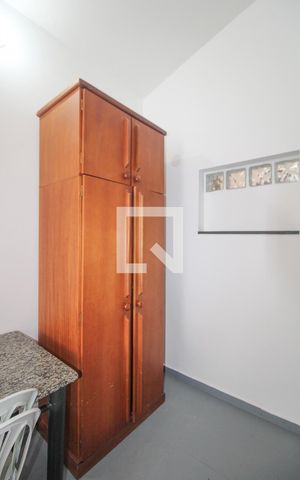 Studio para alugar com 30m², 1 quarto e sem vaga Studio para alugar com 30m², 1 quarto e sem vagaStudio