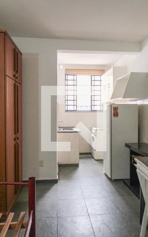 Studio para alugar com 30m², 1 quarto e sem vaga Studio para alugar com 30m², 1 quarto e sem vagaStudio