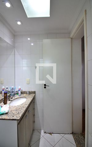 Apartamento para alugar com 130m², 3 quartos e 3 vagasSuíte 3 Banheiro 