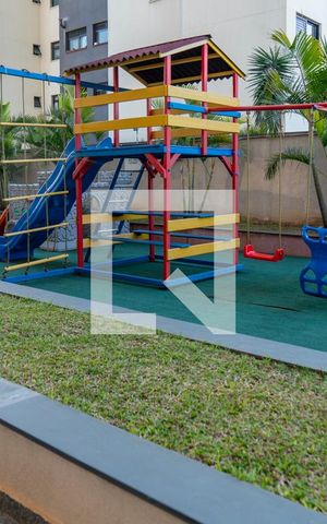 Apartamento para alugar com 130m², 3 quartos e 3 vagasÁrea comum - Playground