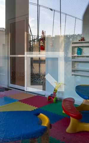 Apartamento para alugar com 130m², 3 quartos e 3 vagasÁrea comum - Playground
