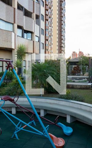 Apartamento para alugar com 130m², 3 quartos e 3 vagasÁrea comum - Playground