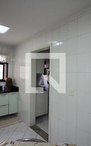 Apartamento para alugar com 130m², 3 quartos e 3 vagasCozinha 