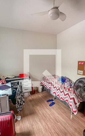 Casa à venda com 240m², 9 quartos e sem vagaQuarto 4