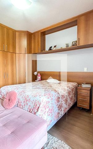 Casa à venda com 165m², 3 quartos e 4 vagasSuíte