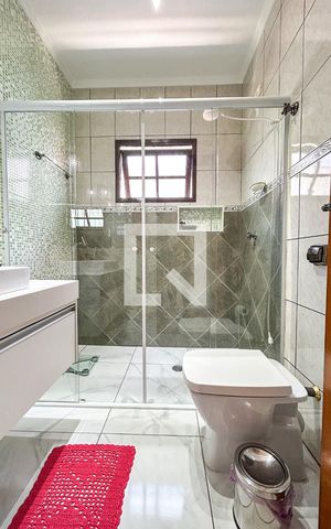 Casa à venda com 165m², 3 quartos e 4 vagasBanheiro da Suíte