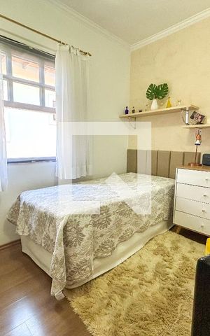Casa à venda com 165m², 3 quartos e 4 vagasQuarto 2