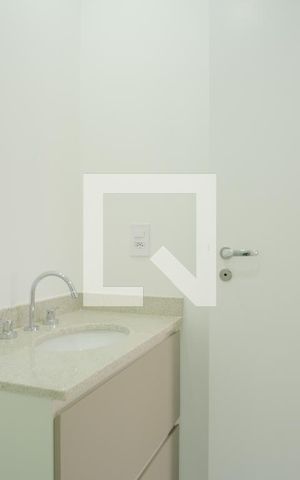Apartamento à venda com 67m², 2 quartos e 2 vagasBanheiro Social