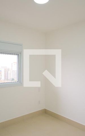 Apartamento à venda com 67m², 2 quartos e 2 vagasSuíte