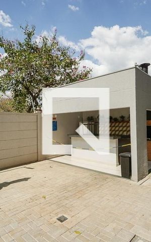 Apartamento à venda com 42m², 2 quartos e sem vaga Apartamento à venda com 42m², 2 quartos e sem vagaChurrasqueira