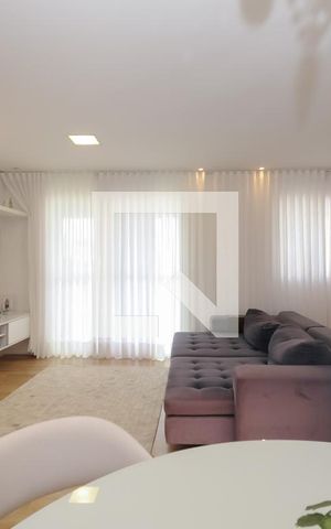 Apartamento à venda com 80m², 2 quartos e 1 vaga Apartamento à venda com 80m², 2 quartos e 1 vagaSala