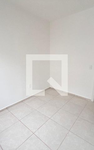 Apartamento à venda com 43m², 2 quartos e 1 vaga Apartamento à venda com 43m², 2 quartos e 1 vagaQuarto 01