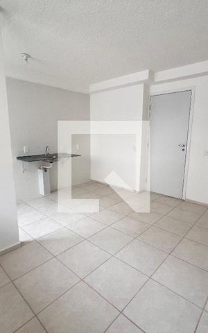 Apartamento à venda com 43m², 2 quartos e 1 vaga Apartamento à venda com 43m², 2 quartos e 1 vagaSala