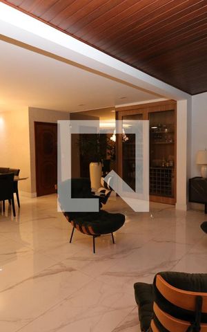 Apartamento à venda com 200m², 3 quartos e 2 vagasSala