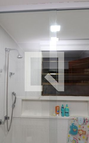 Apartamento à venda com 200m², 3 quartos e 2 vagasBanheiro Social