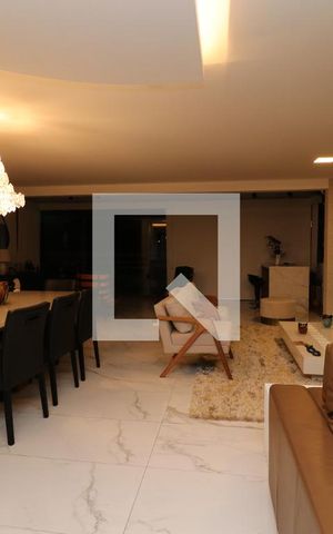 Apartamento à venda com 200m², 3 quartos e 2 vagasSala