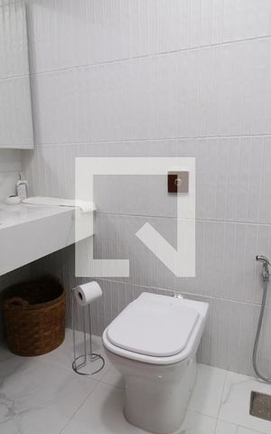 Apartamento à venda com 200m², 3 quartos e 2 vagasBanheiro Social