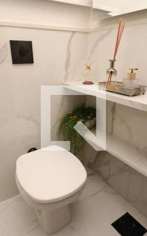 Apartamento à venda com 200m², 3 quartos e 2 vagasLavabo