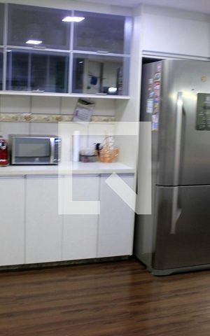 Casa à venda com 180m², 4 quartos e 2 vagasCozinha