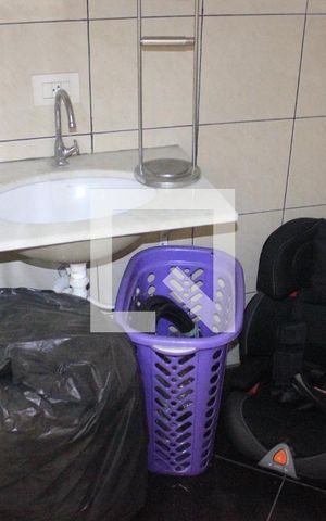 Casa à venda com 180m², 4 quartos e 2 vagasBanheiro da edícula