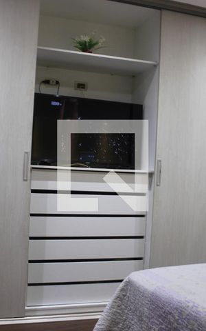 Casa à venda com 180m², 4 quartos e 2 vagasSuíte