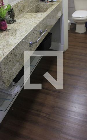 Casa à venda com 180m², 4 quartos e 2 vagasLavabo