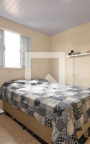 Casa à venda com 198m², 4 quartos e 2 vagasQuarto 3