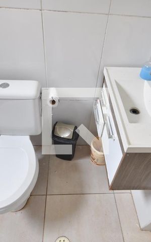 Casa à venda com 198m², 4 quartos e 2 vagasBanheiro 3