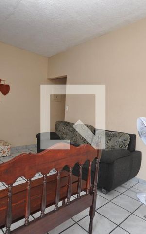 Casa à venda com 198m², 4 quartos e 2 vagasSala