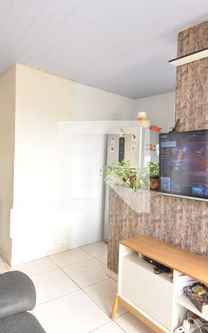 Casa à venda com 198m², 4 quartos e 2 vagasSala 02
