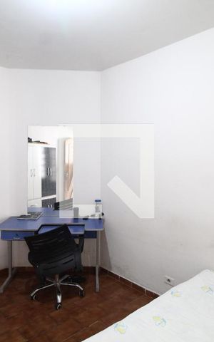 Casa para alugar com 300m², 8 quartos e 1 vagaQuarto 1