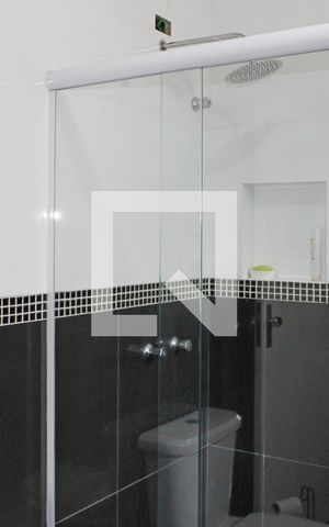 Casa de condomínio à venda com 440m², 4 quartos e 3 vagasBanheiro do Quarto 3