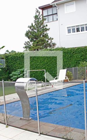 Casa de condomínio à venda com 440m², 4 quartos e 3 vagasÁrea comum