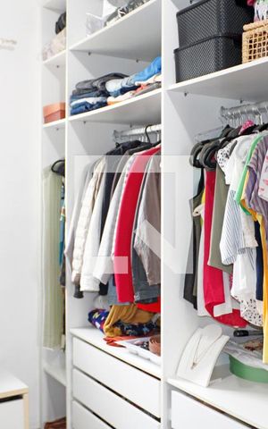 Casa de condomínio à venda com 440m², 4 quartos e 3 vagasCloset do quarto